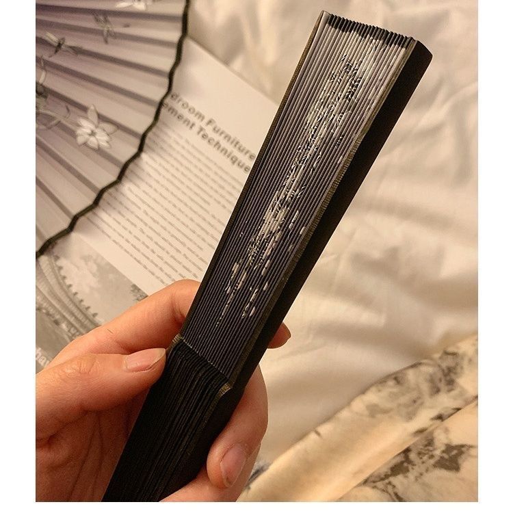Chinese style folding small fan portable ancient Chinese style summer black bamboo fan for female