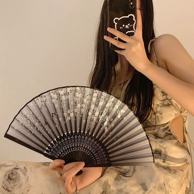 Chinese style folding small fan portable ancient Chinese style summer black bamboo fan for female