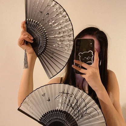 Chinese style folding small fan portable ancient Chinese style summer black bamboo fan for female
